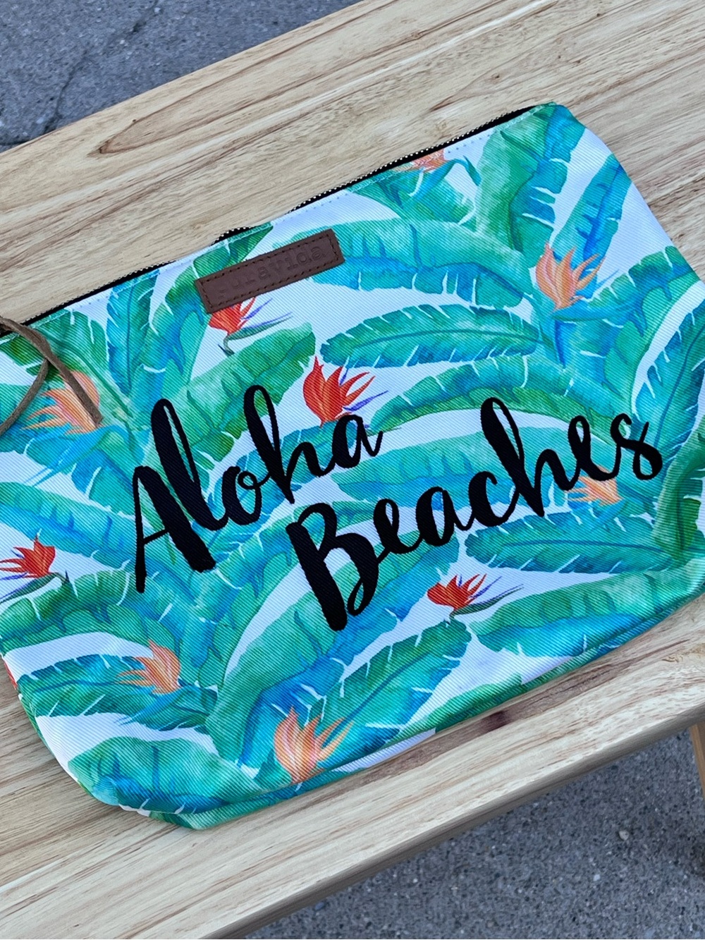 Pura Vida Aloha Beaches Generous Size Top Zippered Pouch Tropical Palm Trees EUC